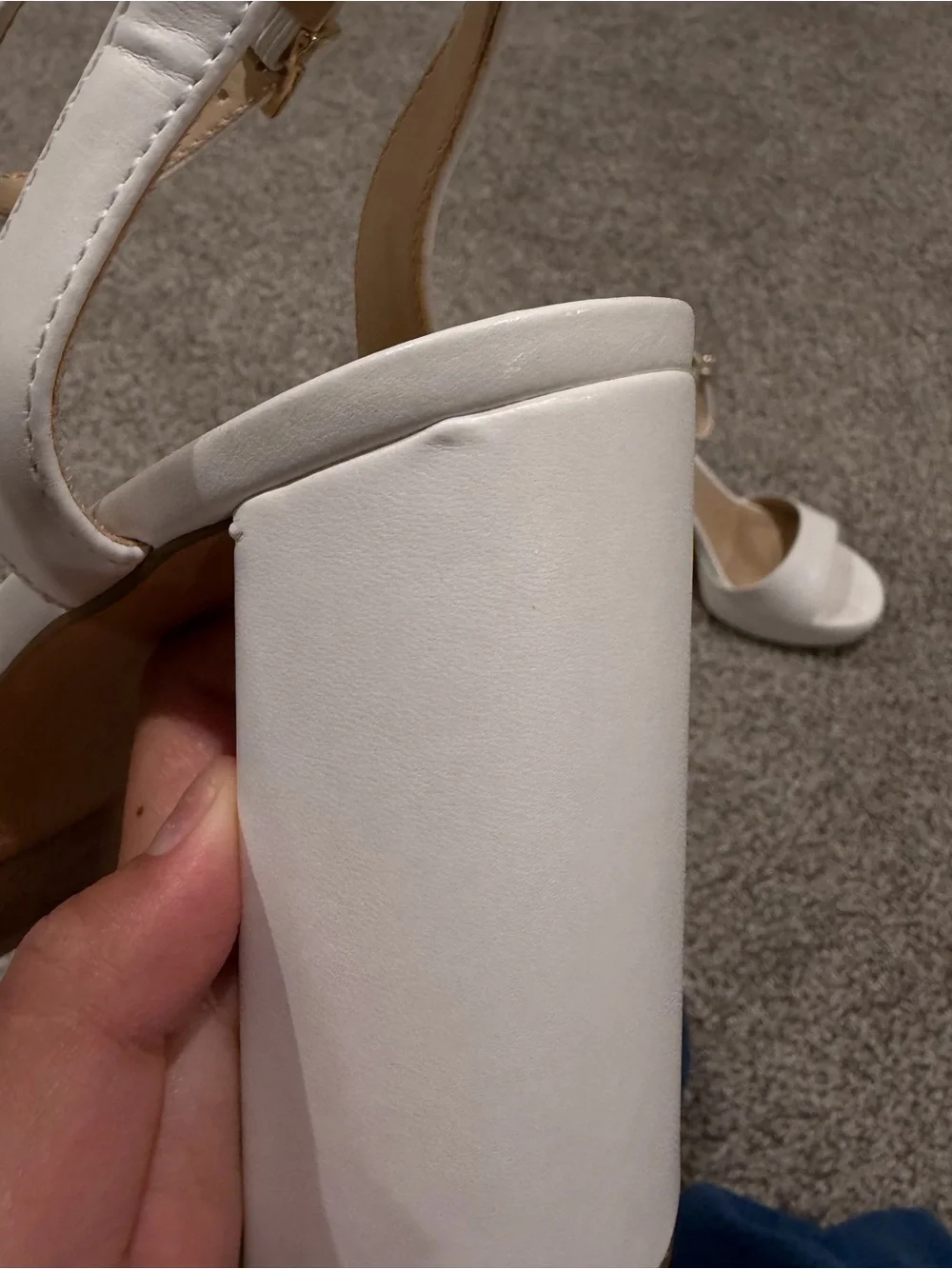 Amazon Dream Pairs Open Toe Blocky White 4.13” Heel